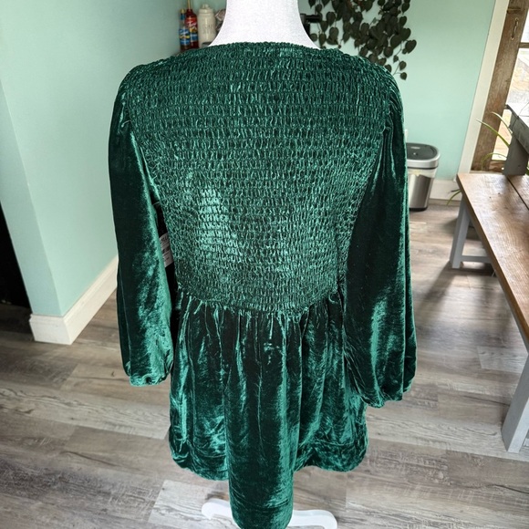 Free People Farrier A-Line Smocked Velvet Mini Dress Green Medium - Picture 5 of 7